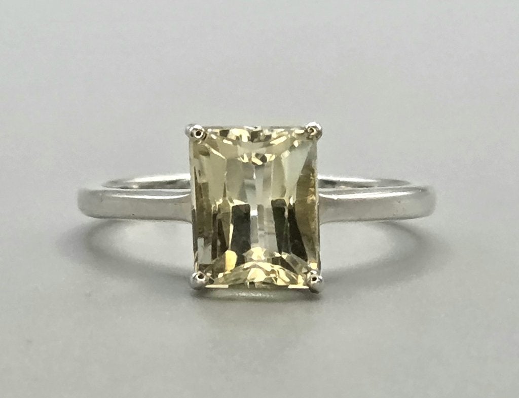 Zilveren ring met edelsteen lemon kwarts. 2026/672, Sieraden, Tassen en Uiterlijk, 18 tot 19, ., Ophalen of Verzenden, Zo goed als nieuw