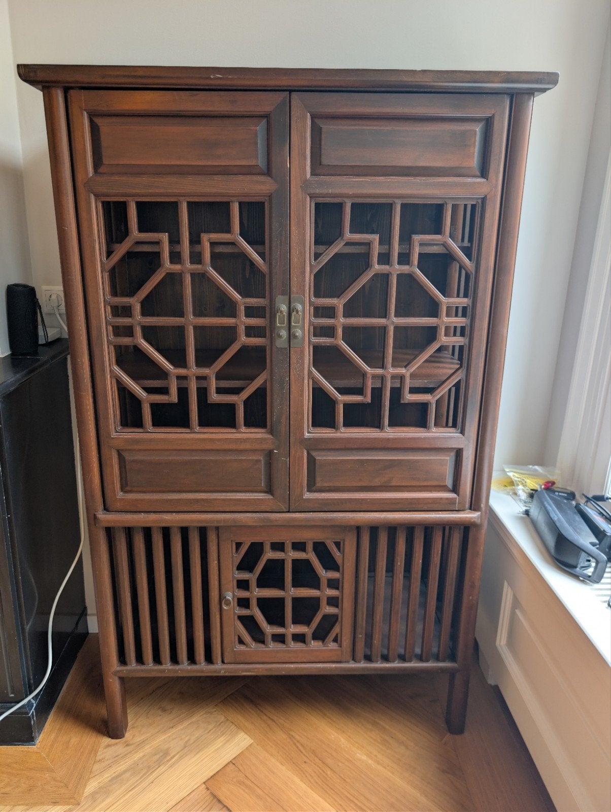 Vintage Qing Dynasty Style Elmwood Cabinet, Ophalen, Met plank(en), Gebruikt, 100 tot 150 cm