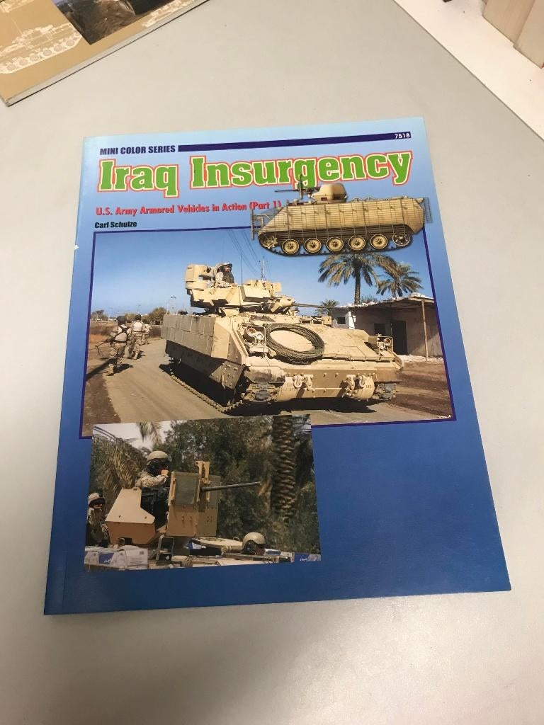 Iraq Insurgency US Arm vehicles in action 7518, Ophalen of Verzenden, 1945 tot heden, Gelezen, Landmacht