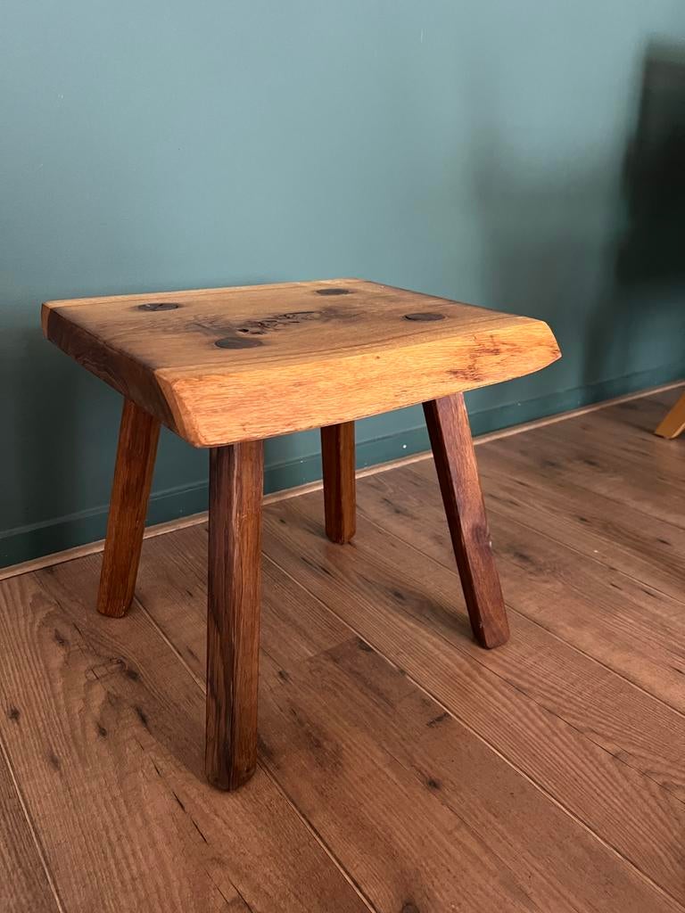 Vintage Wooden Stool, Minder dan 45 cm, Minder dan 55 cm, Ophalen of Verzenden, Zo goed als nieuw