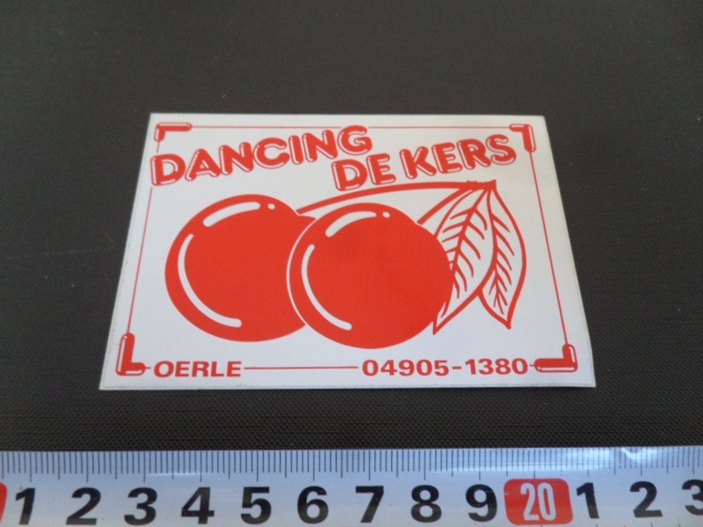 sticker Oerle  Dancing DE KERS  04905 - 1380  *, Verzamelen, Stickers, Zo goed als nieuw, Ophalen