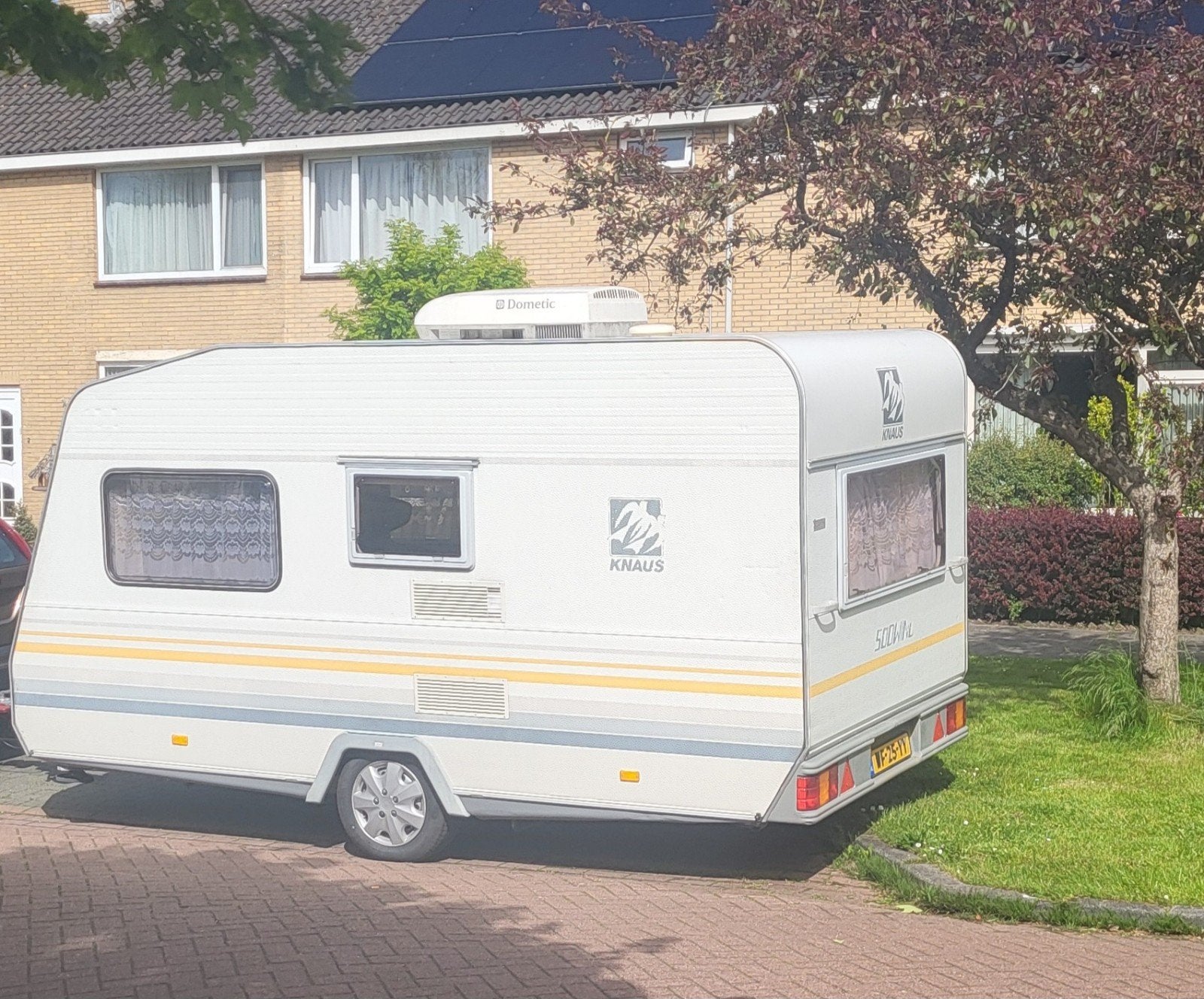 Knaus caravan met airconditioning, Rondzit, Particulier, 4 tot 5 meter, Knaus