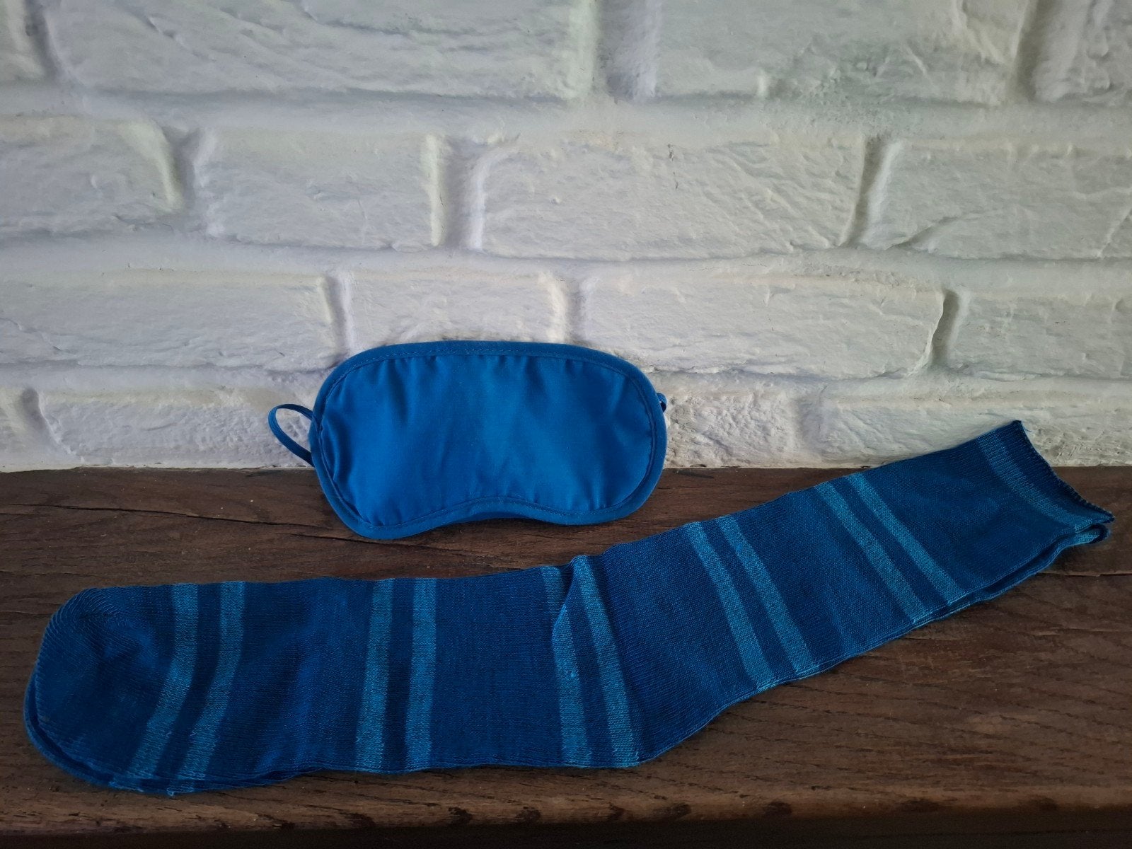 KLM Business Class reissokken en slaapmasker. Blauw. Nieuw., Ophalen of Verzenden, Nieuw, Gebruiksvoorwerp