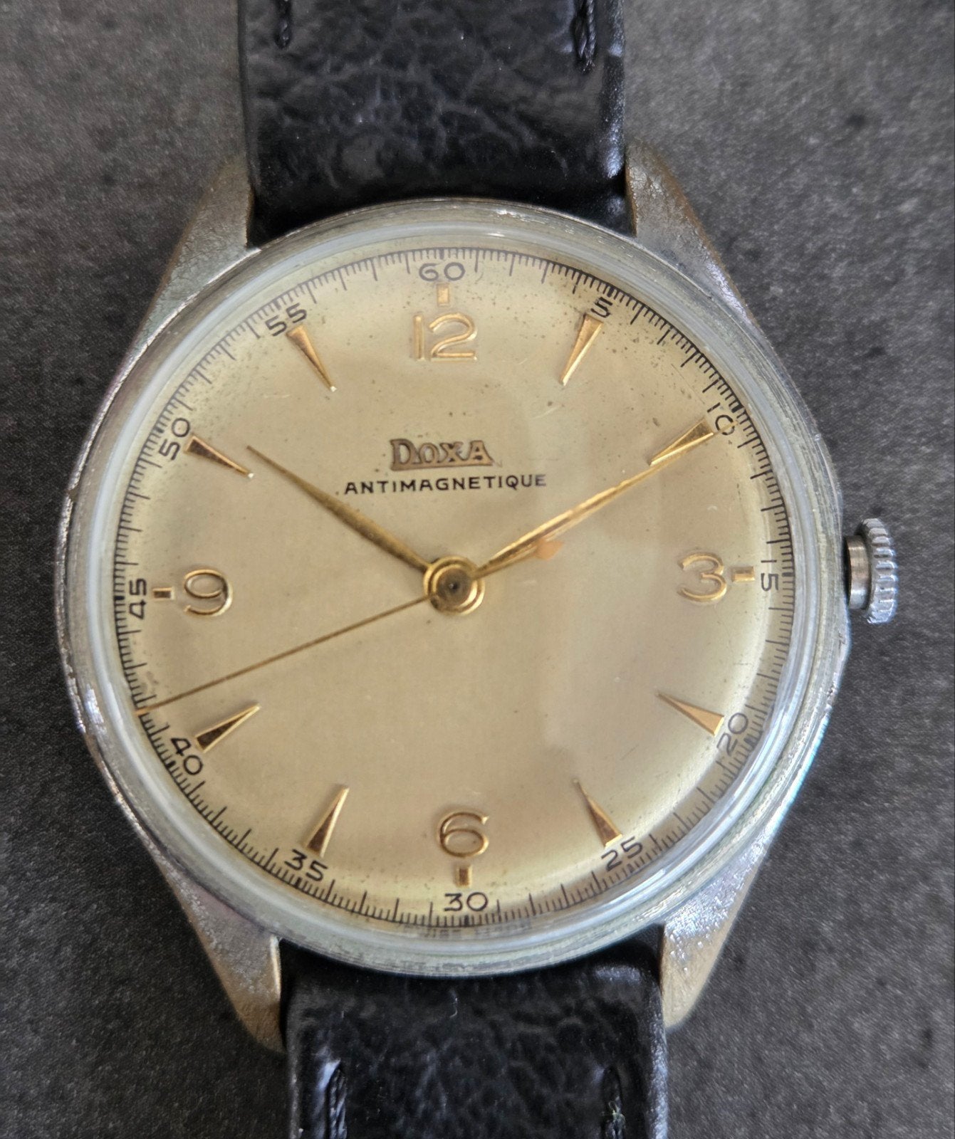 Doxa
Herenhorloge jaren 60 Jumbo, Sieraden, Tassen en Uiterlijk, Horloges | Antiek, Overige merken, Staal, Met bandje, Polshorloge