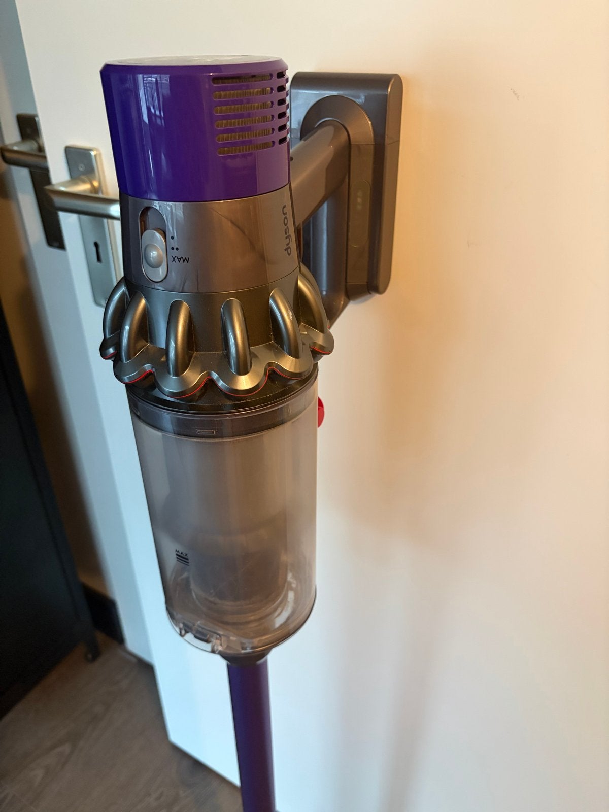 Dyson V10 Absolute Steelstofzuiger met accessoires, Ophalen, Gebruikt, Draadloos, Dyson