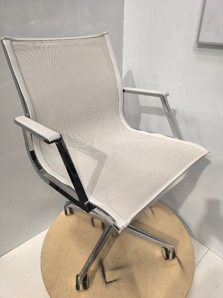 Luxy Vergaderstoel Wit – Mesh – 6 stuks, Ophalen of Verzenden, Gebruikt, Wit, Vijf, Zes of meer stoelen