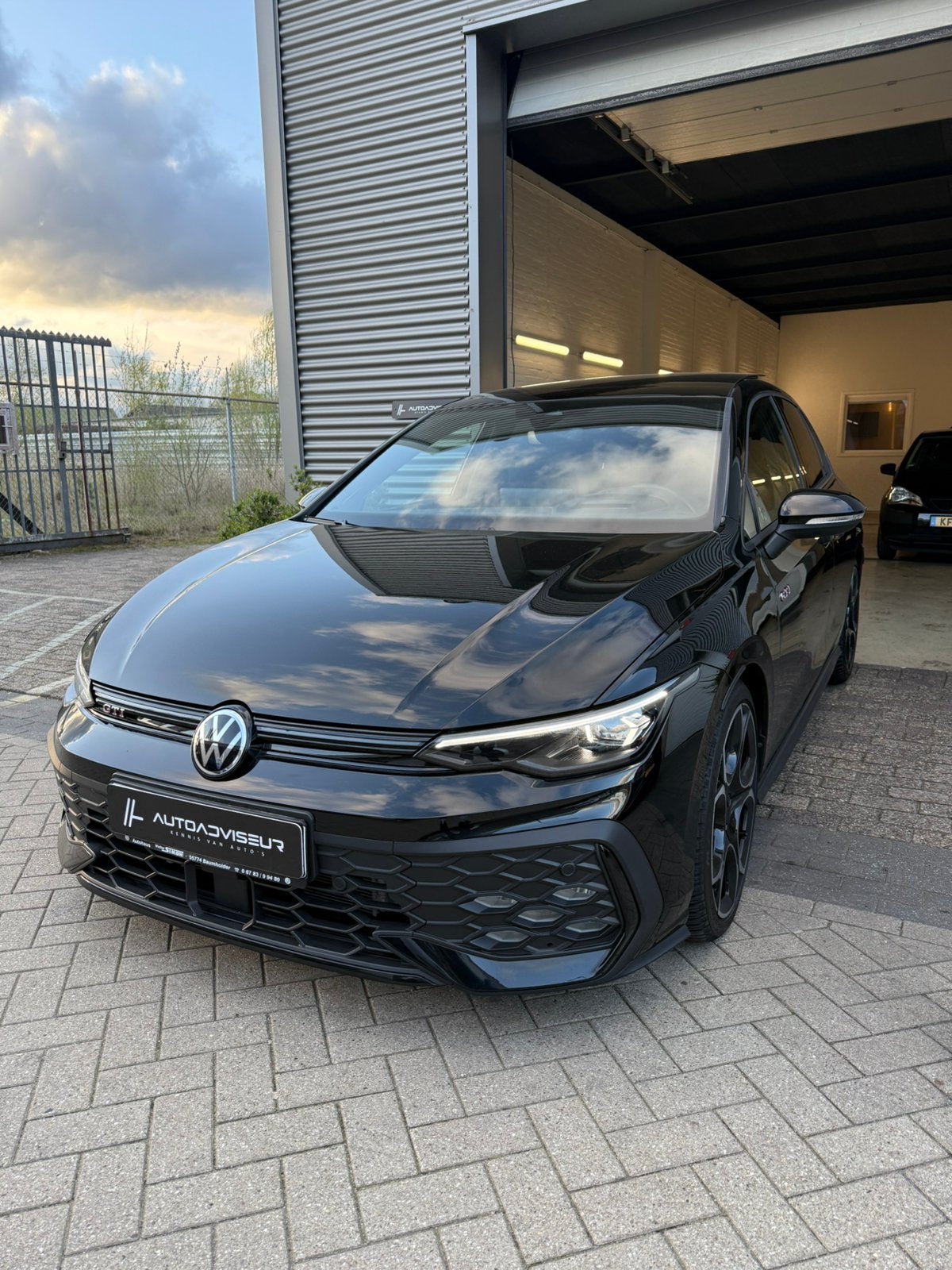 Volkswagen Golf Gti 265Pk|2025|Facelift|Garantie|Pano|HUD|HK, Auto's, Volkswagen, Stof, 4 cilinders, Zwart, Bedrijf