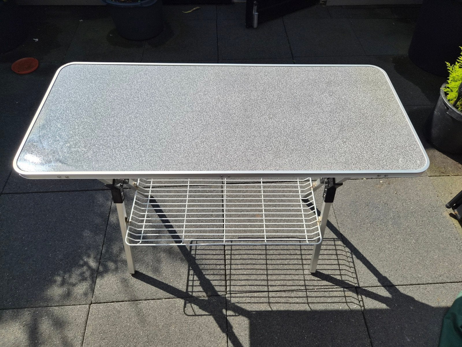 Te koop campingtafel, Ophalen of Verzenden, Campingtafel