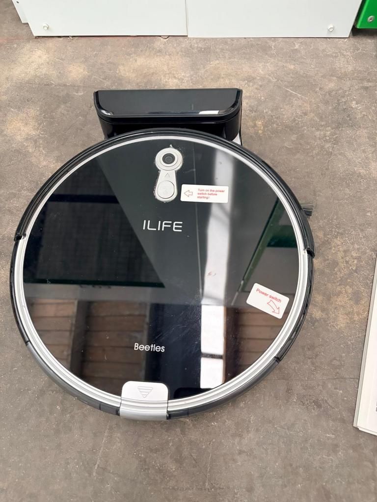 ILIFE A8 Robotstofzuiger met Laadstation & Afstandsbediening, Witgoed en Apparatuur, Ophalen, Gebruikt, Robotstofzuiger, Minder dan 1200 watt