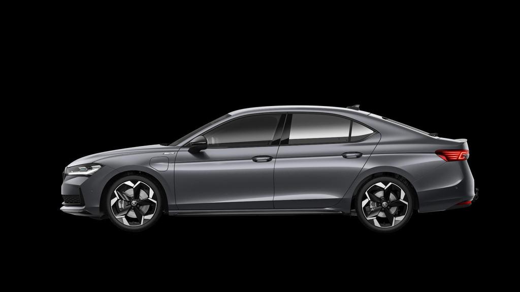 Skoda Superb 1.5 TSI 272pk PHEV Sportline Business | 19" Vel, Auto's, Skoda, 12 maanden, 1498 cc, 4 cilinders, 26 kWh