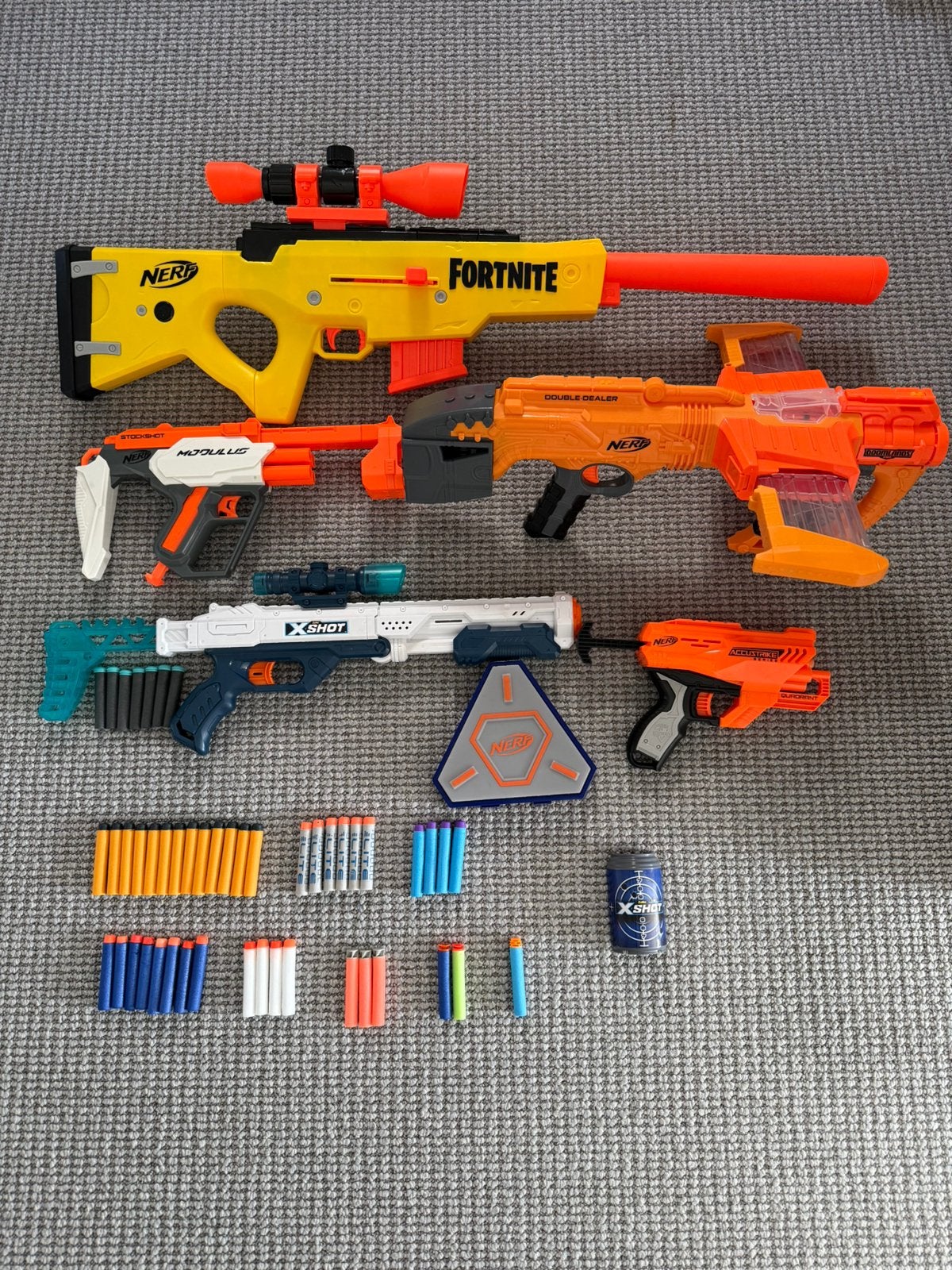 Nerf Fortnite & X-Shot blasters met darts en accessoires, Ophalen, Zo goed als nieuw