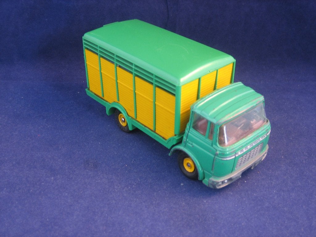 Dinky Toys  Berliet Gak Cattle Truck/IGS!!, Hobby en Vrije tijd, Modelauto's | 1:43, Verzenden, Gebruikt, Bus of Vrachtwagen, Dinky Toys