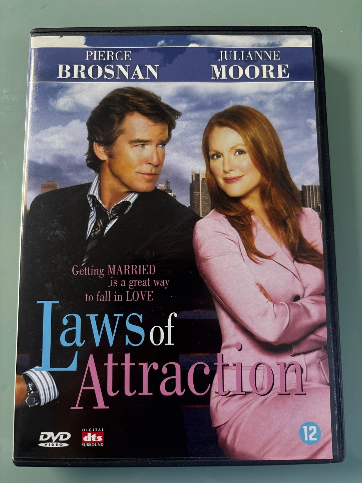 Laws of Attraction DVD - Romantische komedie met Pierce Bros, Vanaf 12 jaar, Ophalen of Verzenden, Gebruikt, Romantische komedie