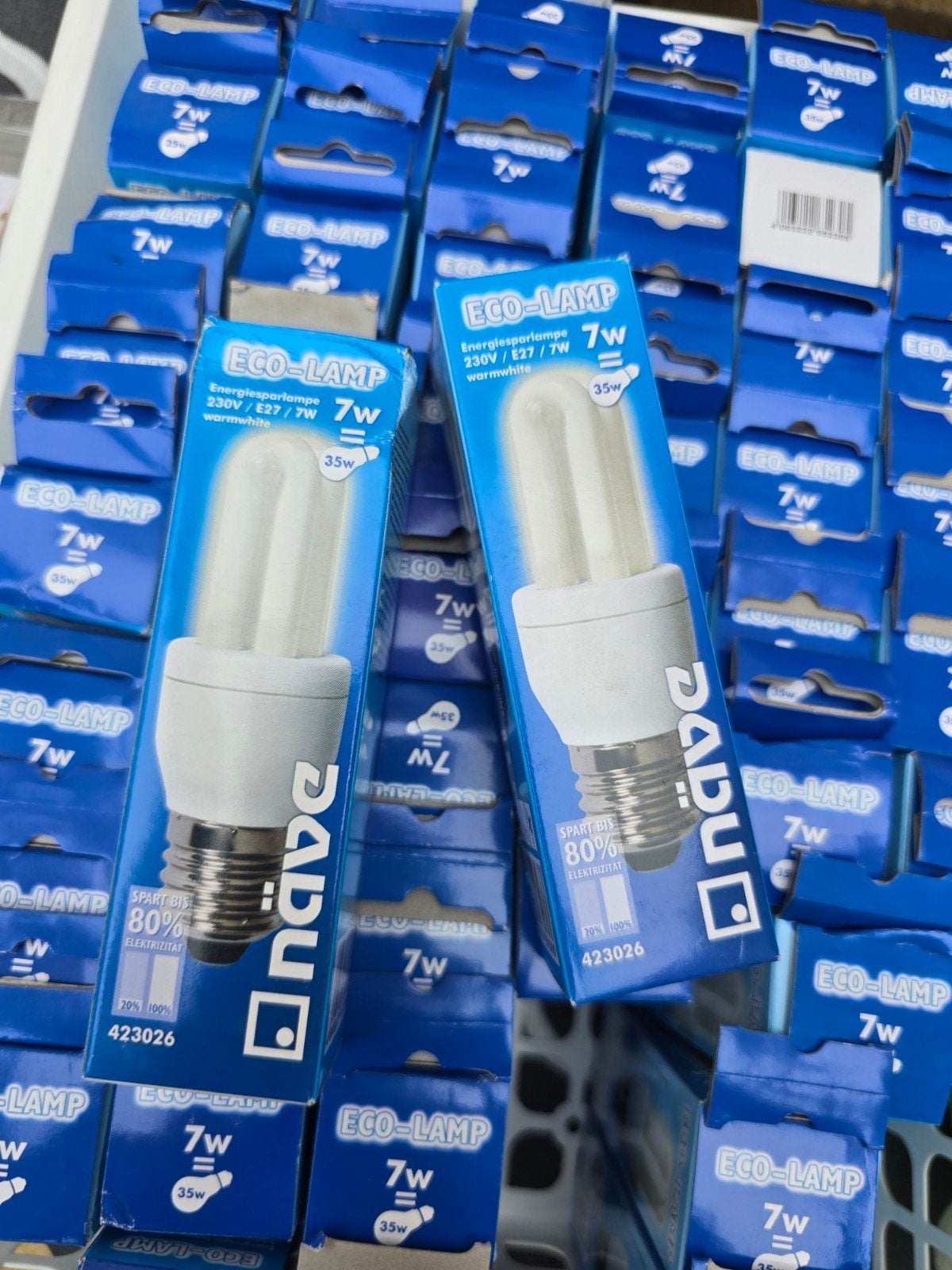 Partij originele Europese lampen – 2400 stuks – Bieden, Ophalen, Dimbaar, E14 (klein), Nieuw