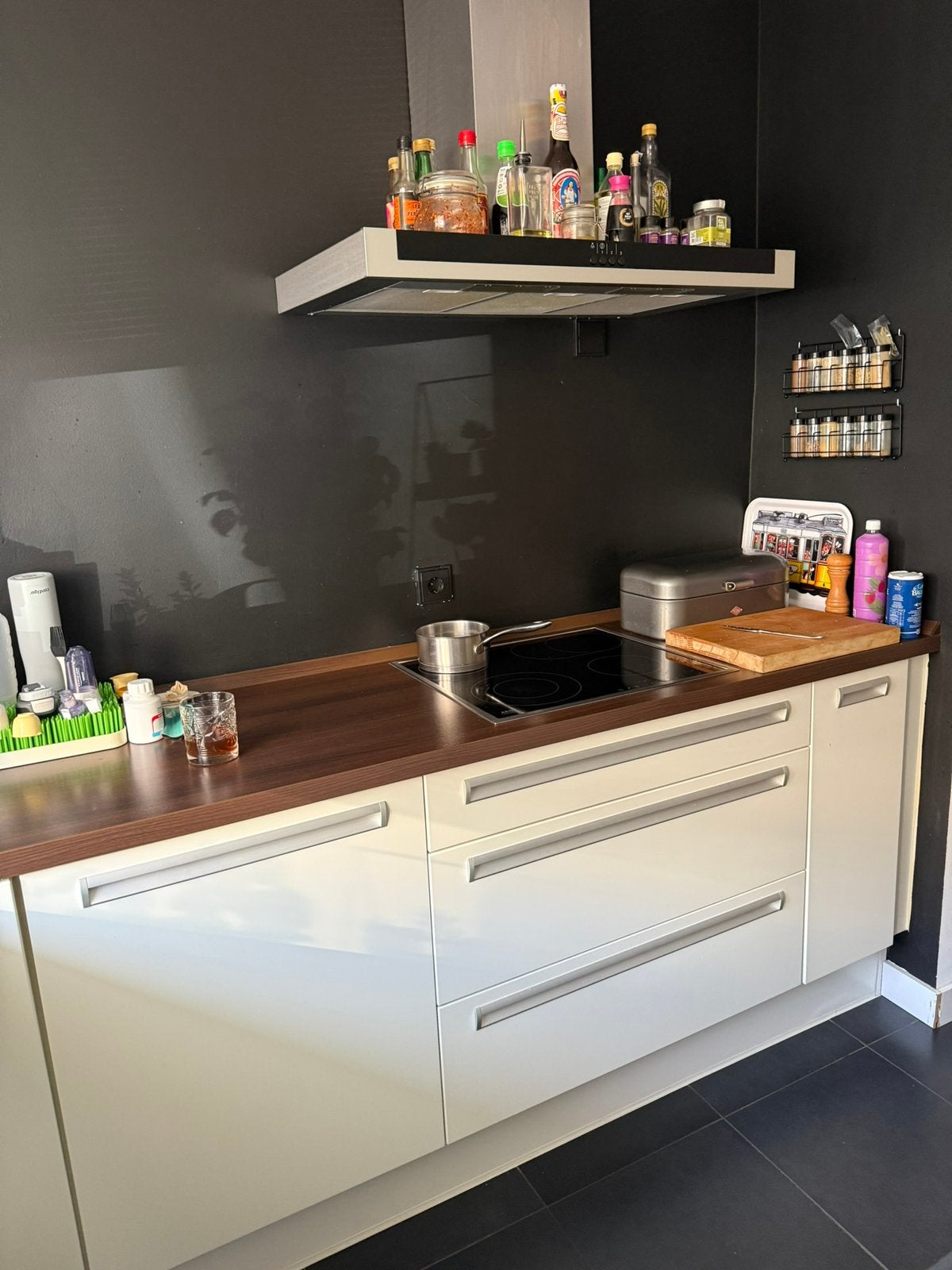 Keuken met kwaliteit apparatuur, Ophalen, Zo goed als nieuw