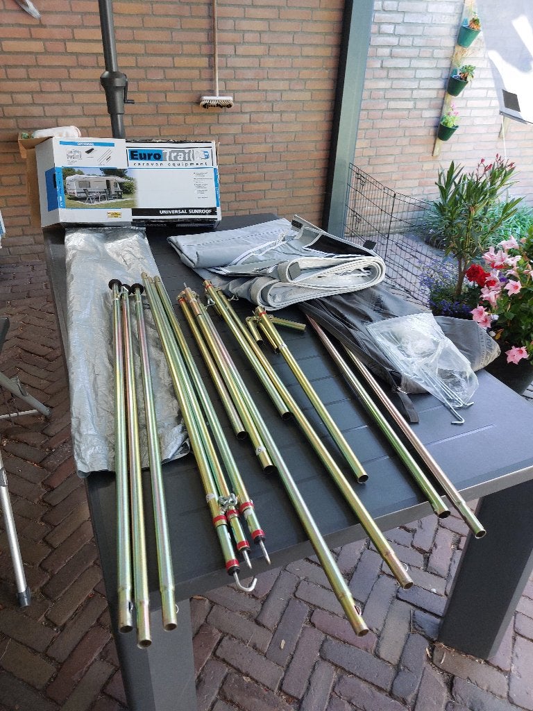 Euro Trail Universal Sunroof Luifel (ETC10001 maat 09), Caravans en Kamperen, Ophalen, Zo goed als nieuw