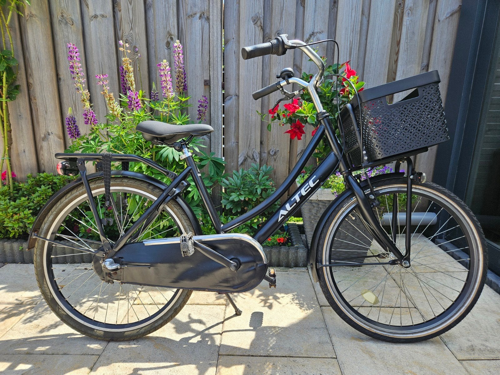 Nette meisjesfiets 24 inch 3 versnellingen Altec Dutch, Ophalen, Gebruikt, 24 inch, Versnellingen