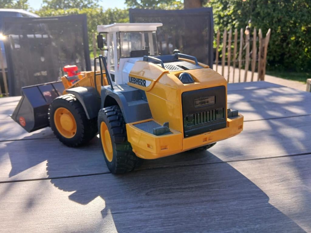Bruder Liebherr 574 Wiellader / Shovel Speelgoed, Ophalen of Verzenden, Gebruikt