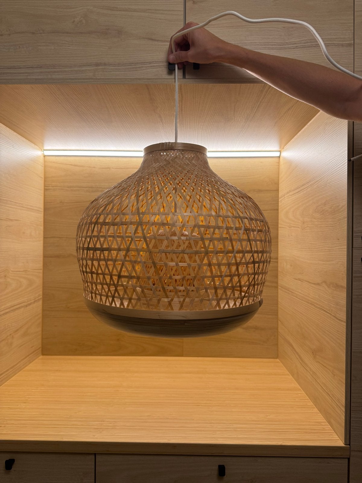 Bamboe hanglamp IKEA MISTERHULD, Huis en Inrichting, Lampen | Hanglampen, Ophalen, Zo goed als nieuw, Natuurlijk materiaal, Overige fittingen