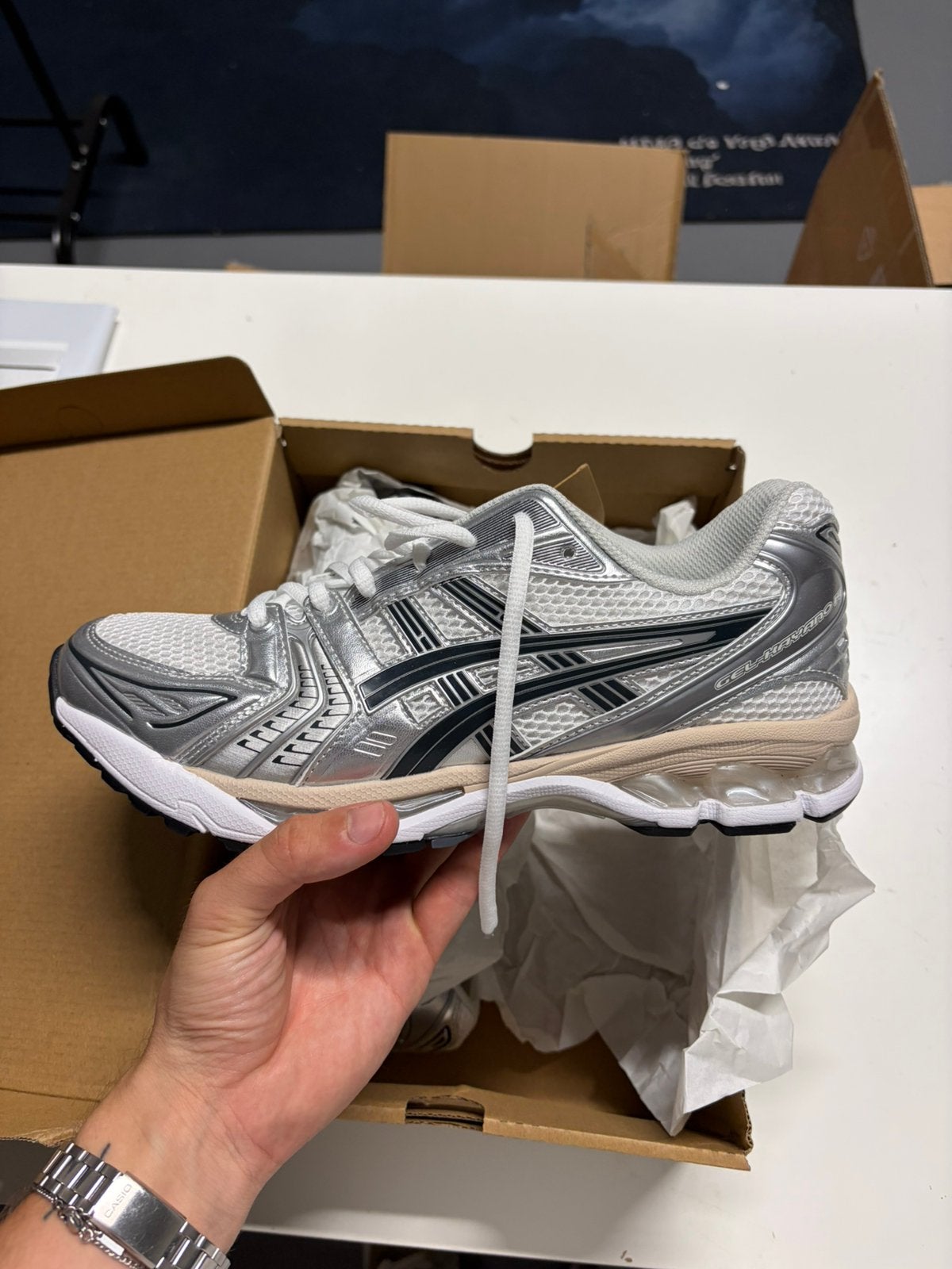 Asics Gel Kayano 14 Graphite Grey 44.5, Kleding | Heren, Schoenen, Ophalen of Verzenden, Zo goed als nieuw, Overige kleuren