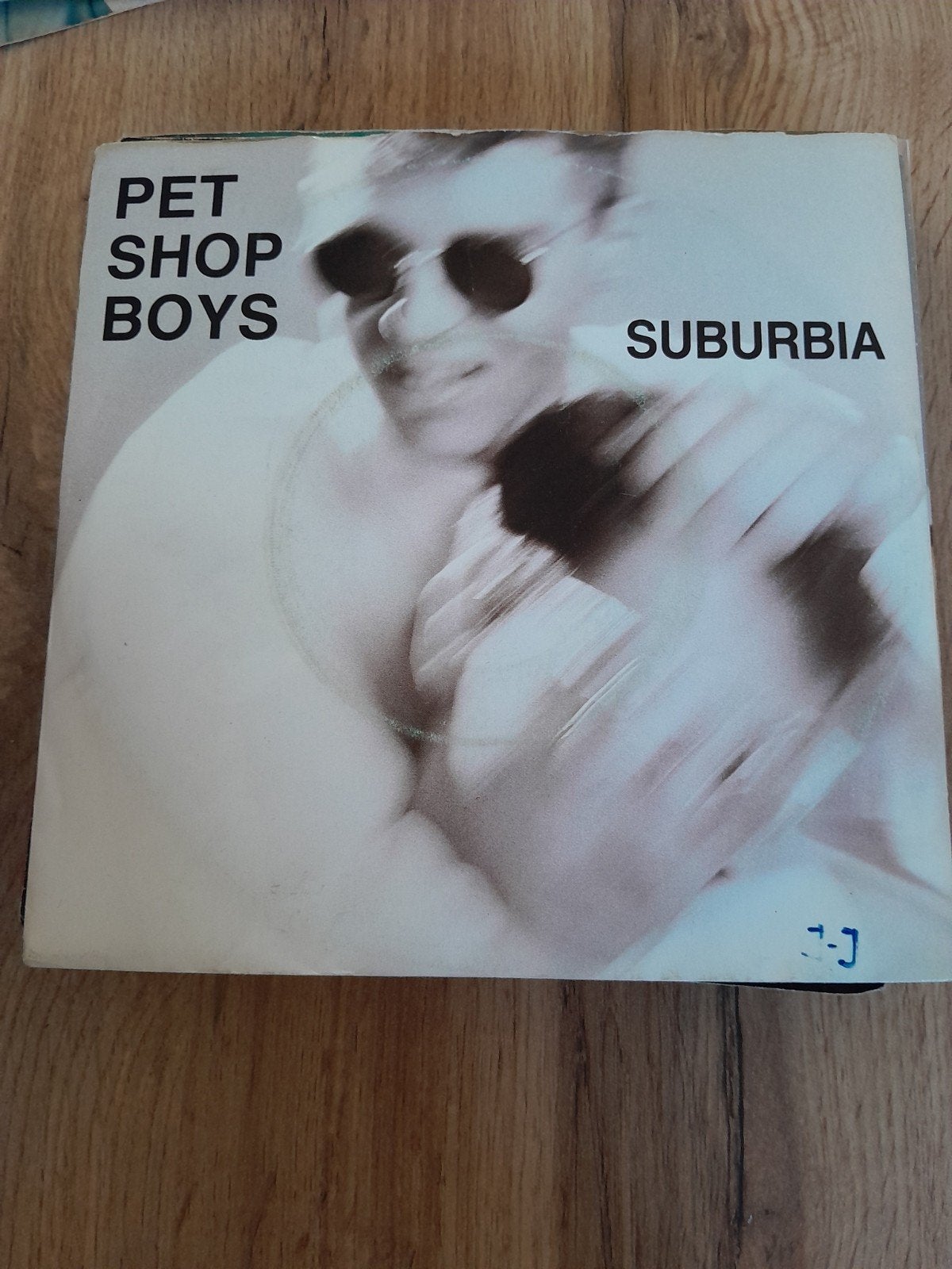 pet shop boys 7 inch suburbia, Ophalen of Verzenden, Zo goed als nieuw, Pop