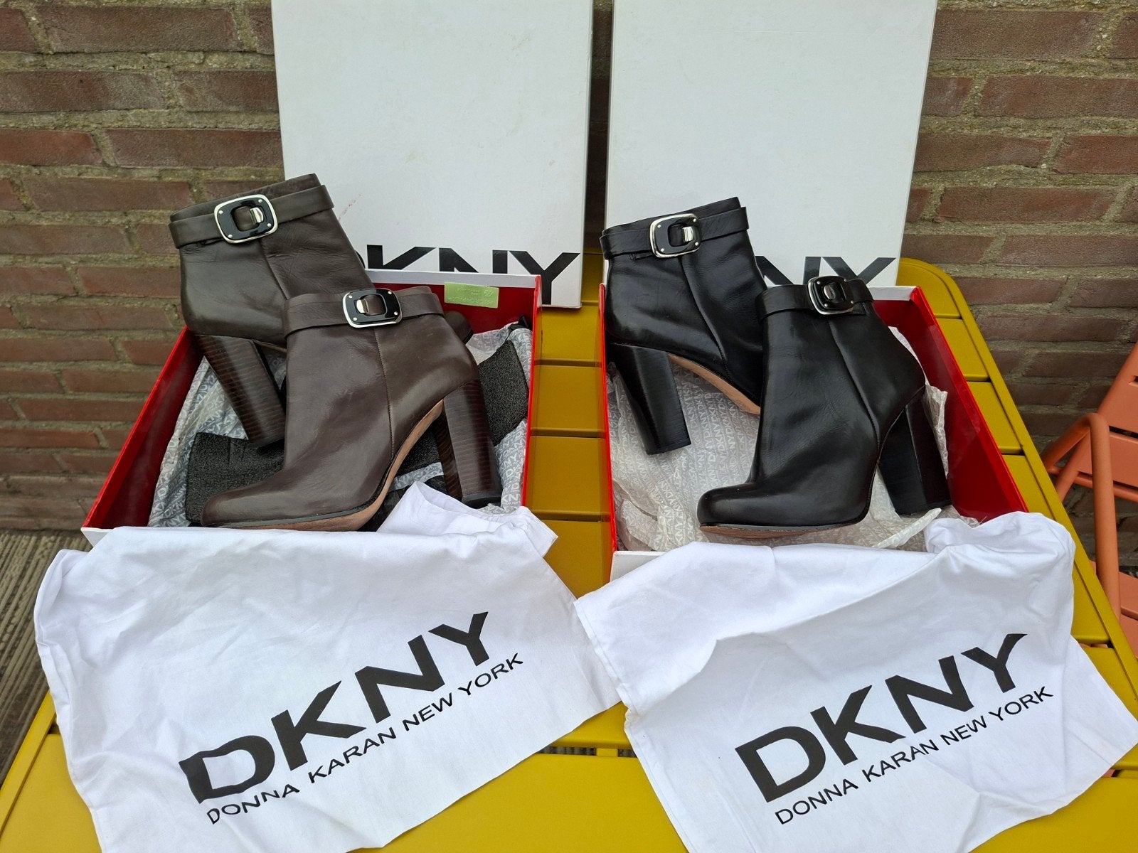 DKNY Donna Karan New York Laarzen - Zwart & Bruin - Maat 40, Kleding | Dames, Ophalen, Zwart, Lage of Enkellaarzen, Zo goed als nieuw