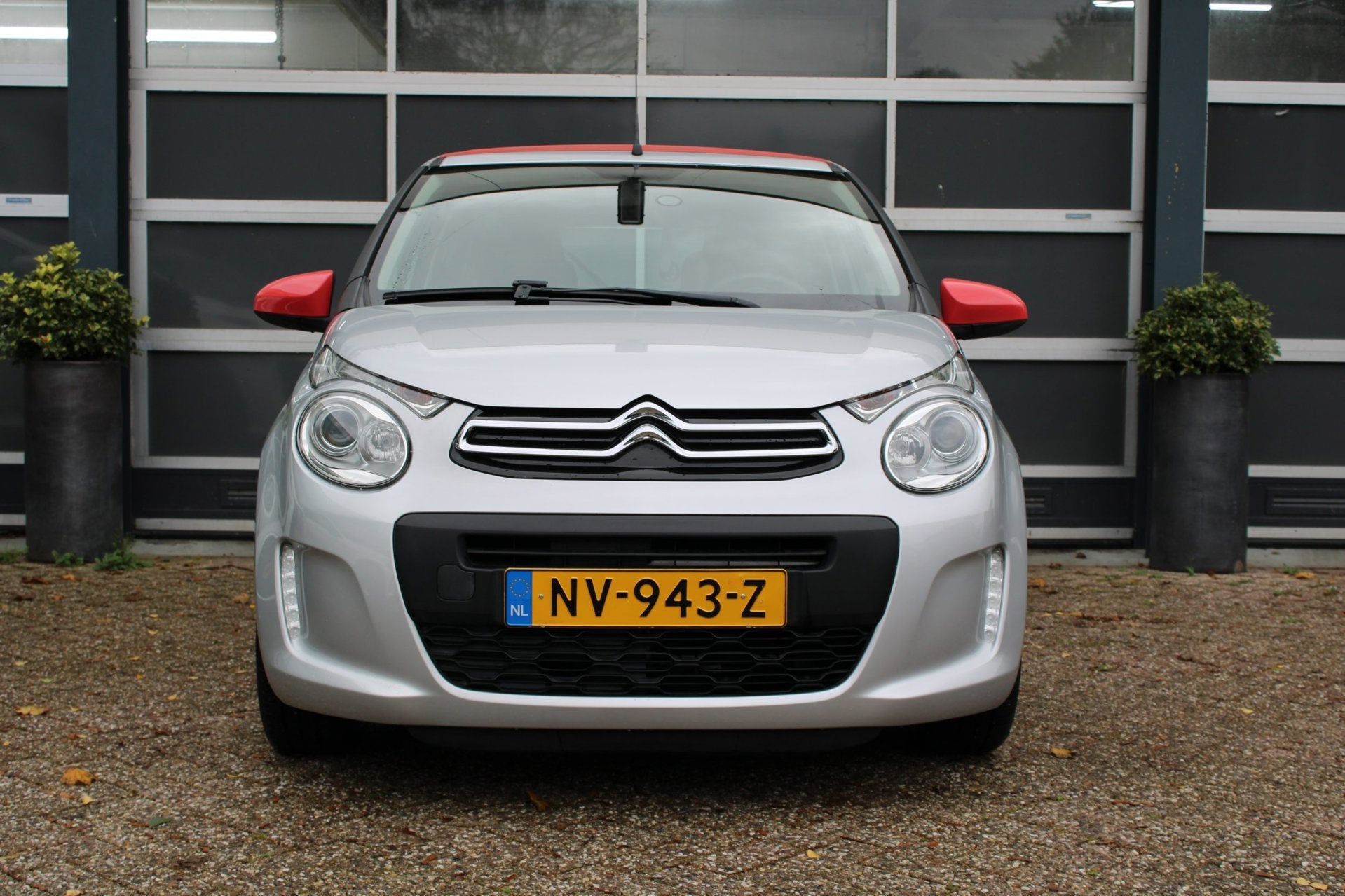 Citroen C1 1.2 PureTech Shine, Voorwielaandrijving, Euro 5, Stof, Gebruikt
