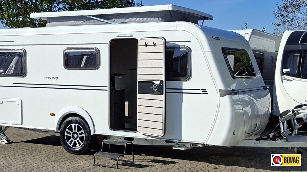 Eriba Feeling 442 2026, Nieuw ,incl. pakket, Standaardzit, 2 aparte bedden, Bedrijf, Tot en met 3