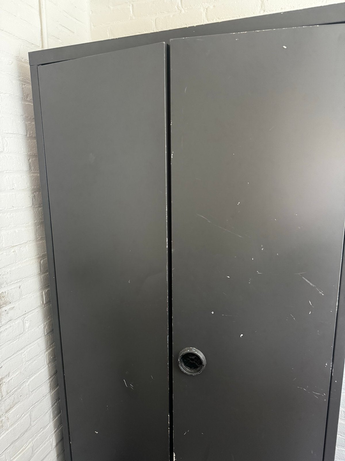Zwarte metalen kast met planken - 100x195x40 cm, Ophalen of Verzenden, Gebruikt