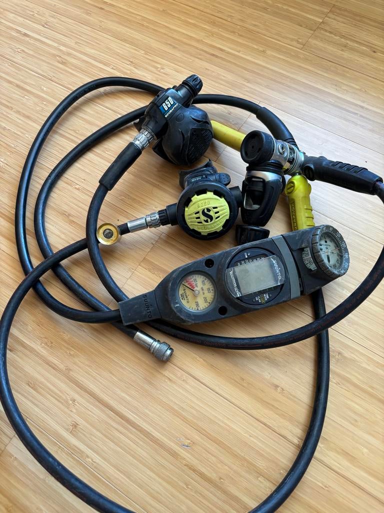Scubapro duikregelaar set met Suunto duikcomputer, Watersport en Boten, Duiken, Ophalen of Verzenden, Gebruikt, Overige typen