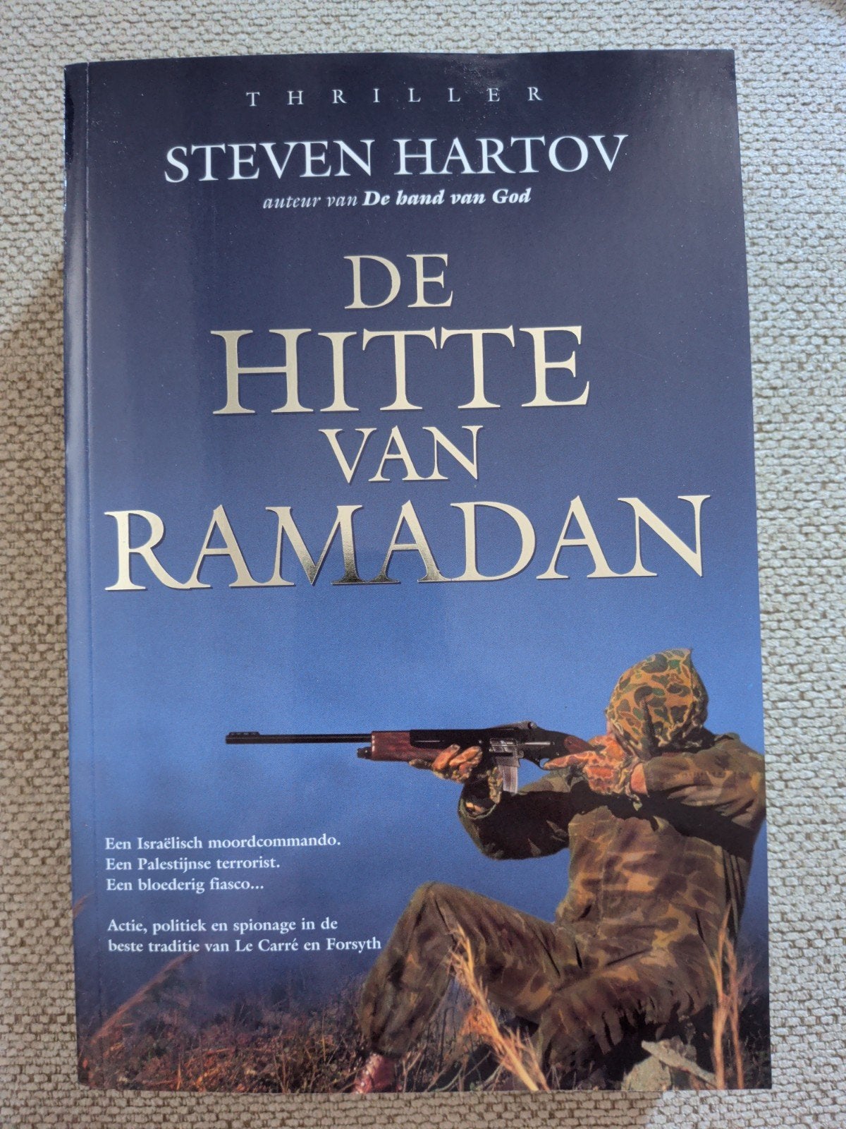 De Hitte van Ramadan - Steven Hartov (Thriller), Ophalen of Verzenden, Nieuw, Steven Hartov, Nederland