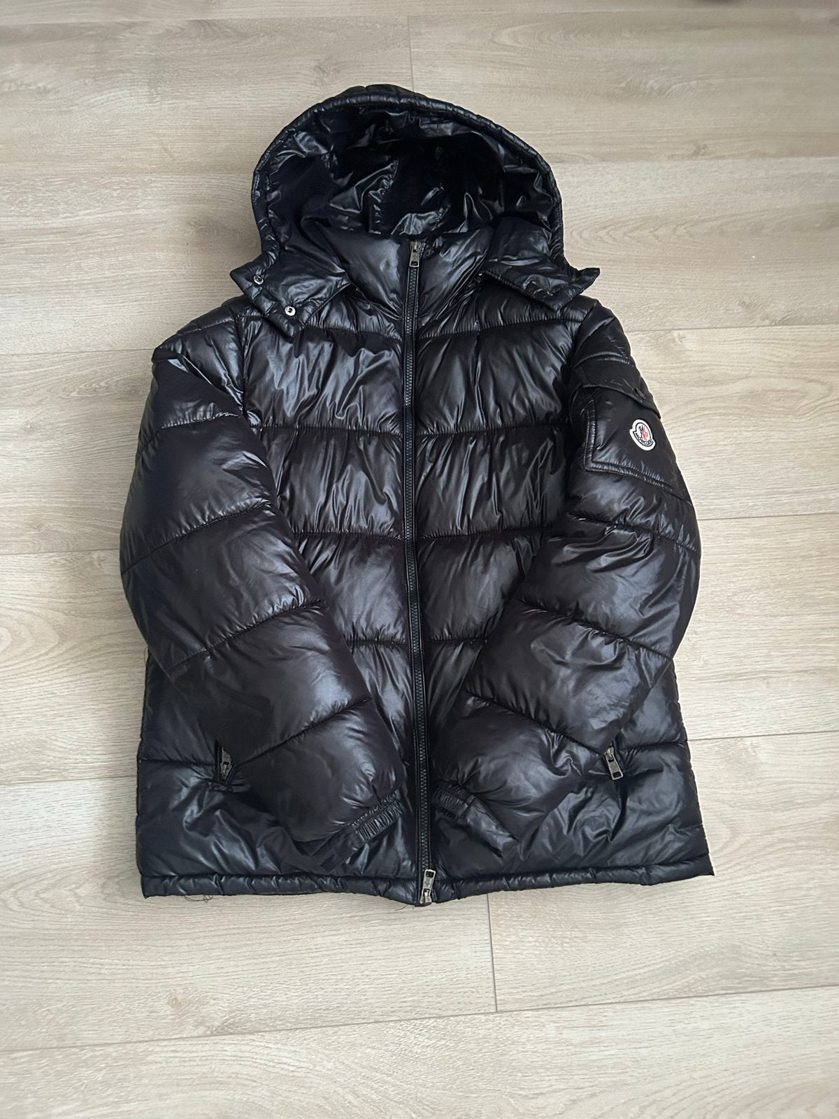 Moncler Maya Zwart - Maat M, Ophalen, Zo goed als nieuw, Maat 48/50 (M), Zwart