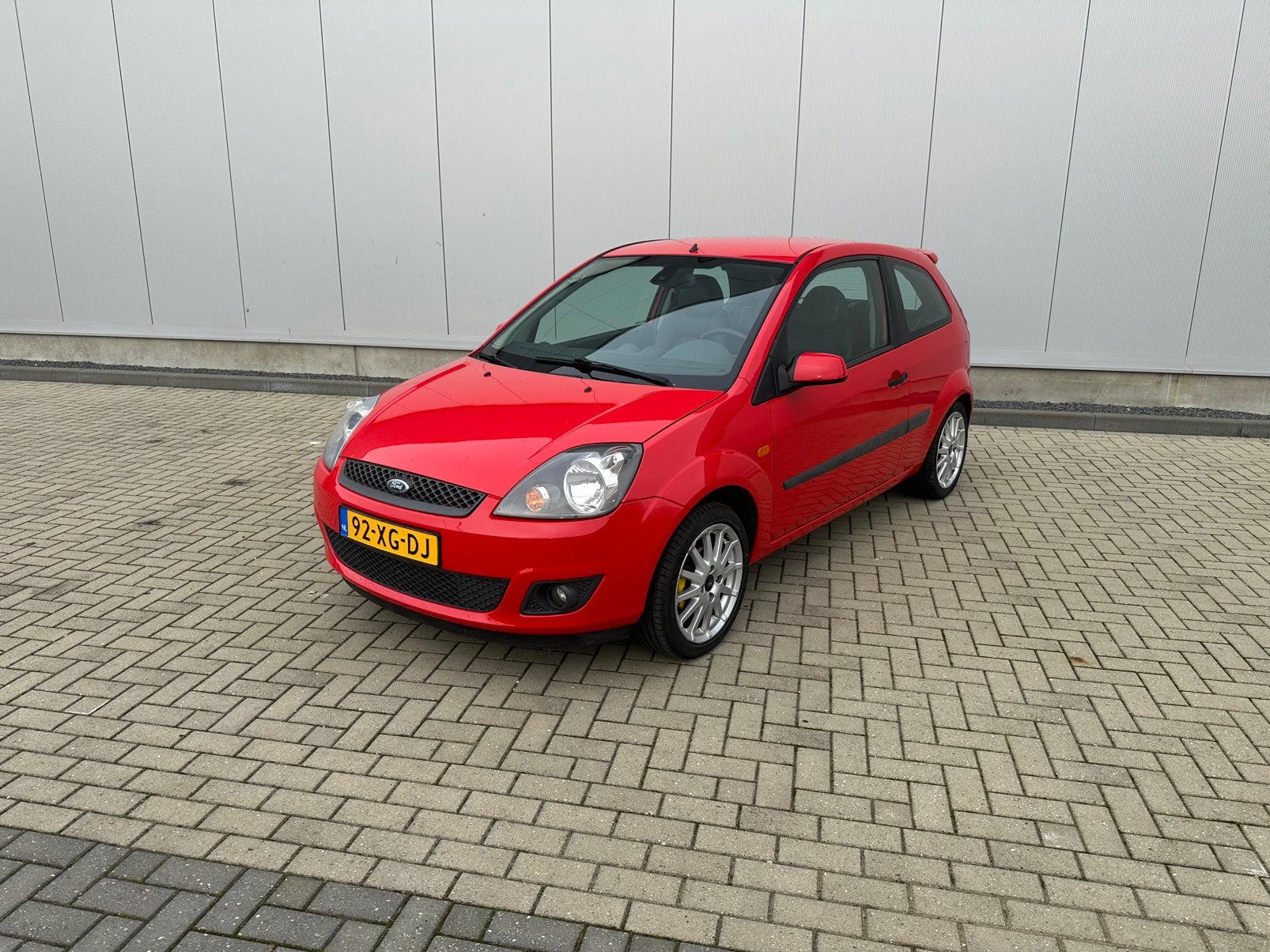 Ford Fiësta 1.6 Rally edition, Voorwielaandrijving, 1596 cc, 15 km/l, 40 €/maand