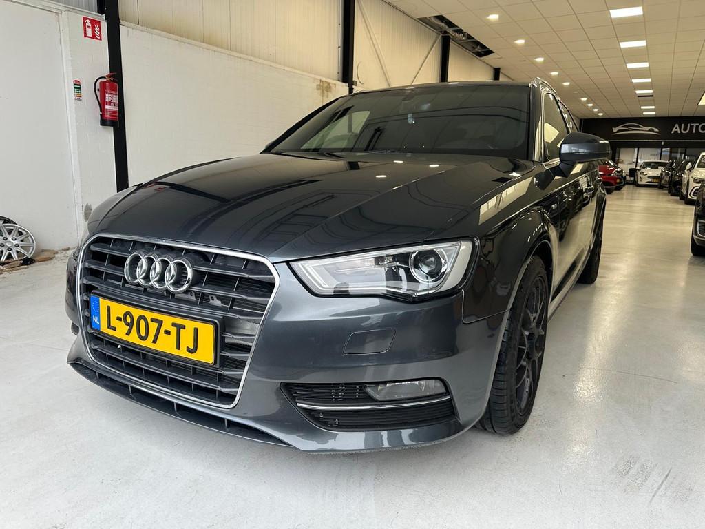 Audi A3 Sportback 1.8 TFSI quattro/PANO/1JAAR GARANTIE/180 P, Auto's, Audi, Automaat, 1345 kg, 15 km/l, Gebruikt