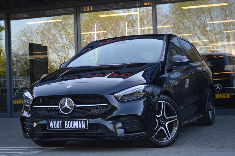 Mercedes-Benz B-Klasse 250 e AMG Led Widescreen Sfeer Camera, Gebruikt, 4 cilinders, Zwart, 218 pk