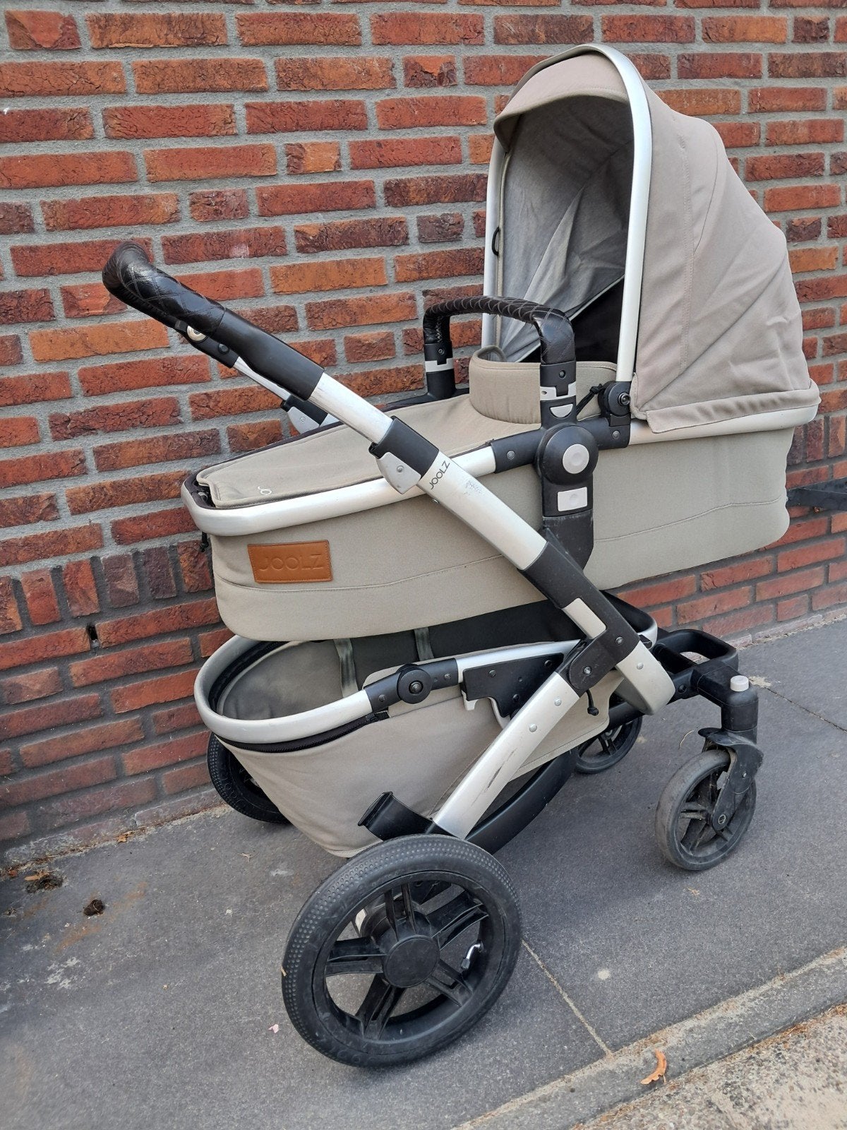 Joolz Geo 2 kinderwagen met veel accessoires, Kinderen en Baby's, Kinderwagens en Combinaties, Gebruikt, Verstelbare duwstang