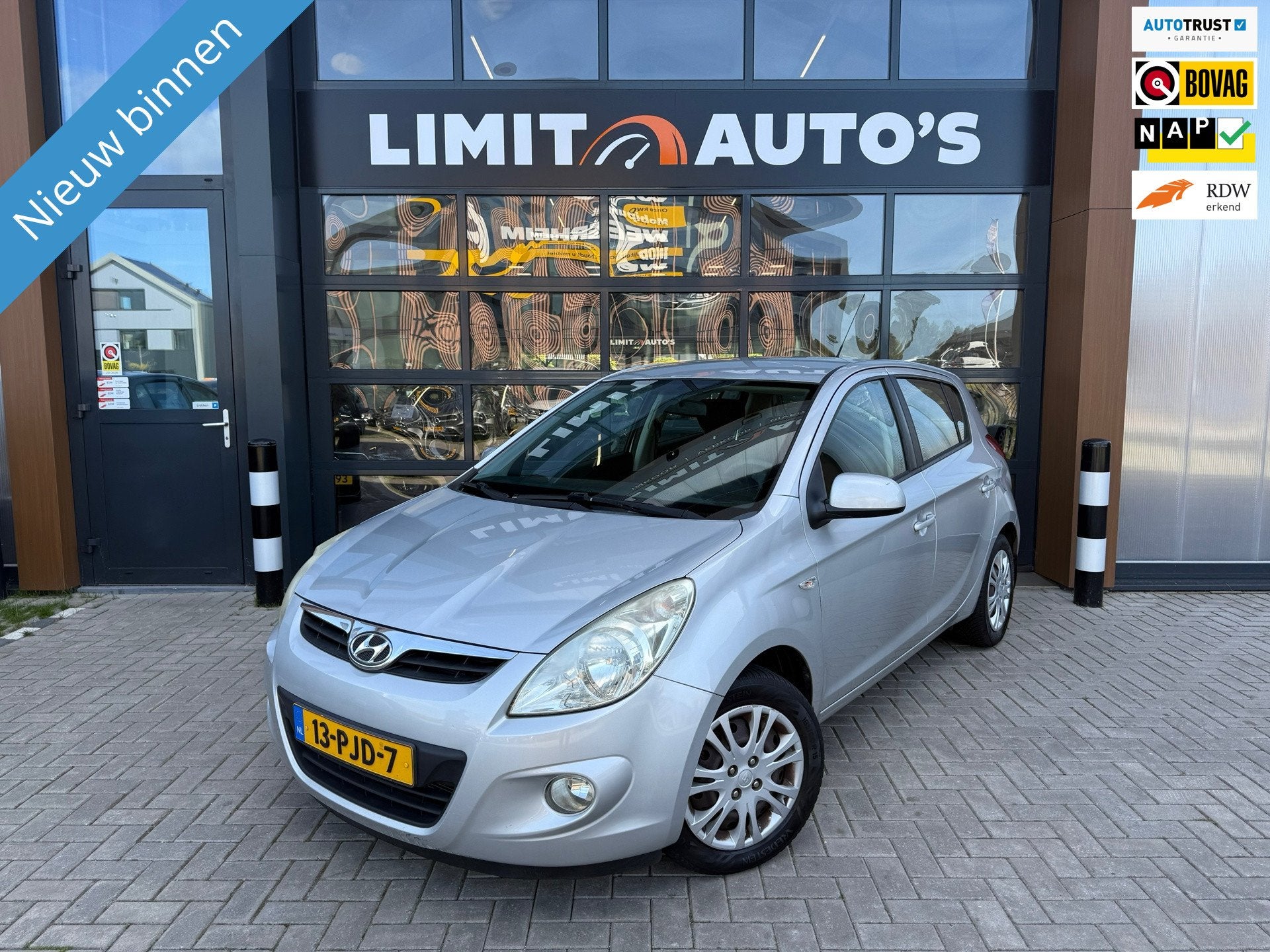 Hyundai I20 1.2i Business Edition/Climate/Elek.Ramen/Navi/Na, Auto's, Euro 5, 450 kg, Gebruikt, 31 €/maand