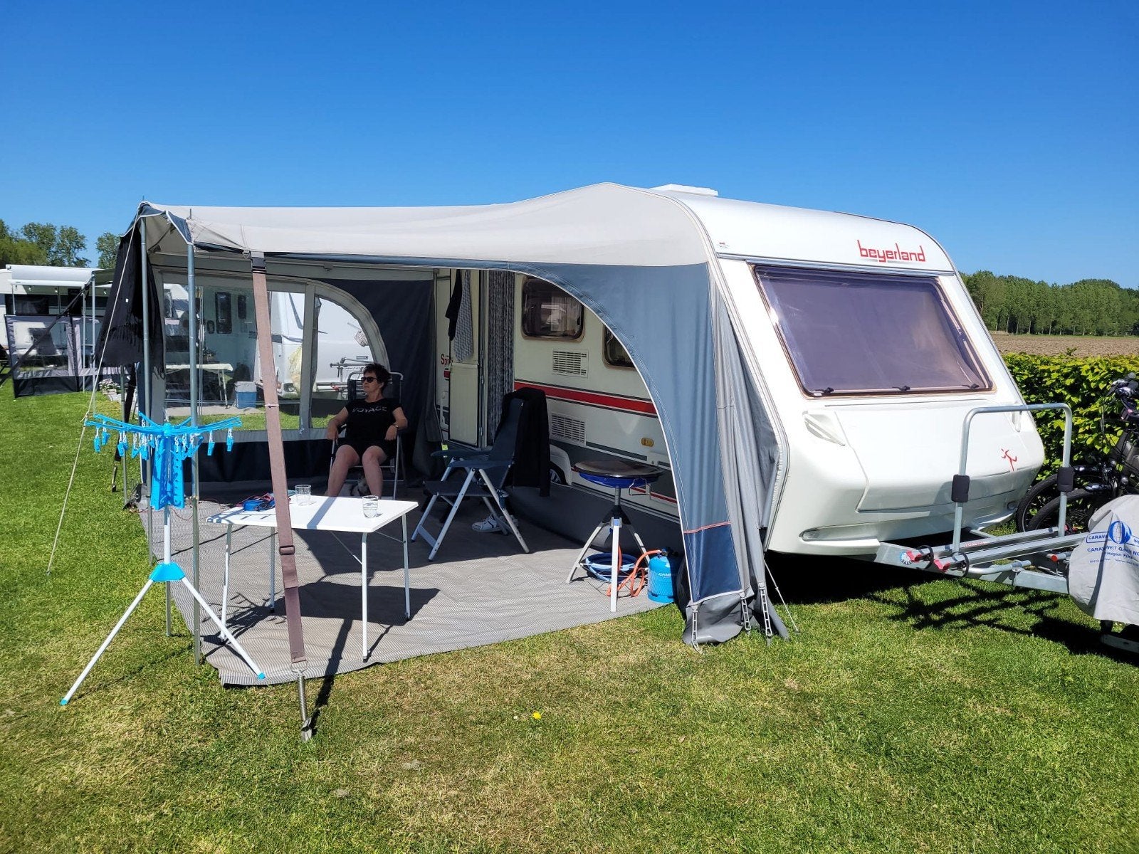 Beyerland Sprinter 3.90 met mover, voortent en fietsenrek, Standaardzit, Dwarsbed, Particulier, Kachel