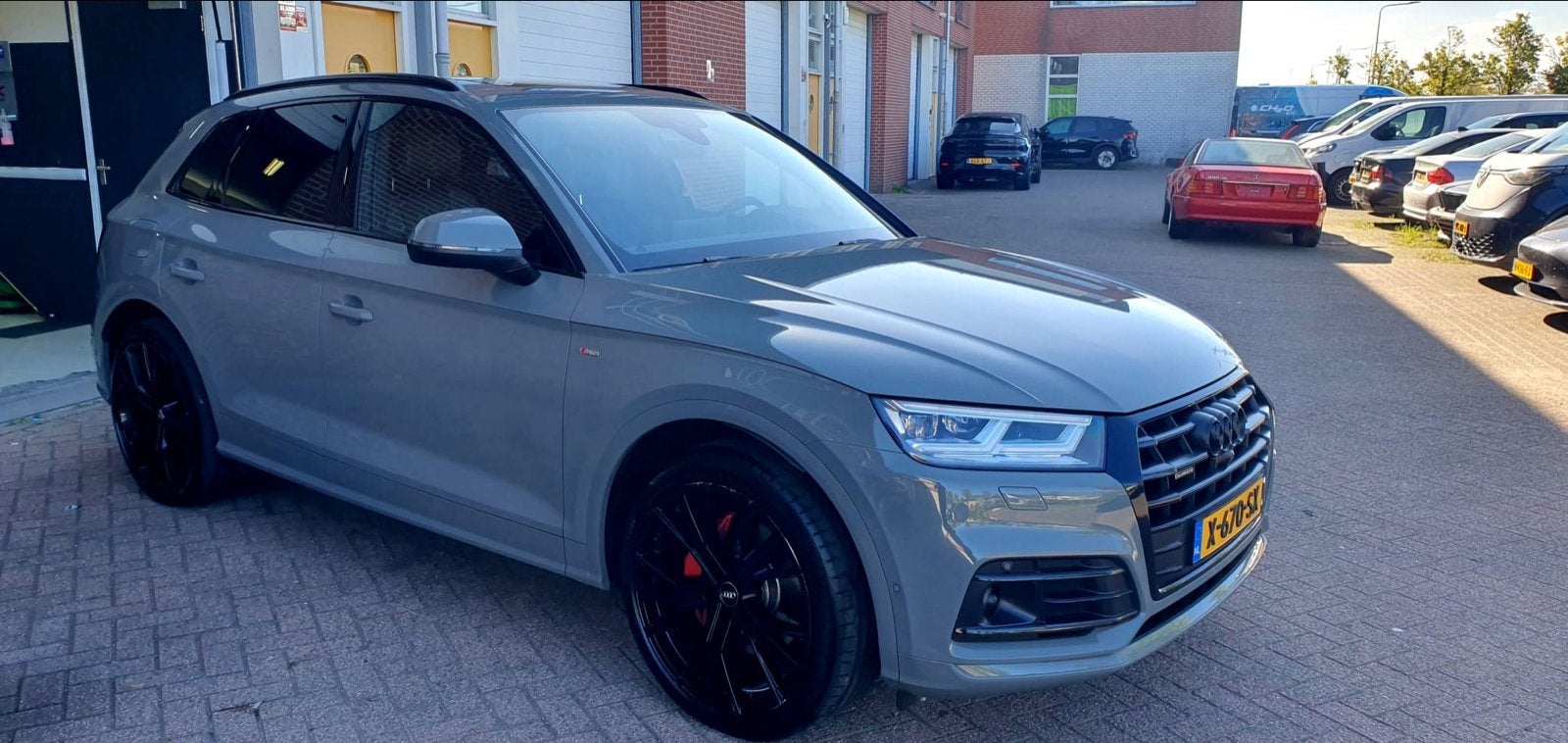 Audi Q5 55 Tfsi e Quattro 367pk S Tronic 2020 S-LINE Grijs, Auto's, Audi, 2005 kg, 1750 kg, Zwart, 4 cilinders