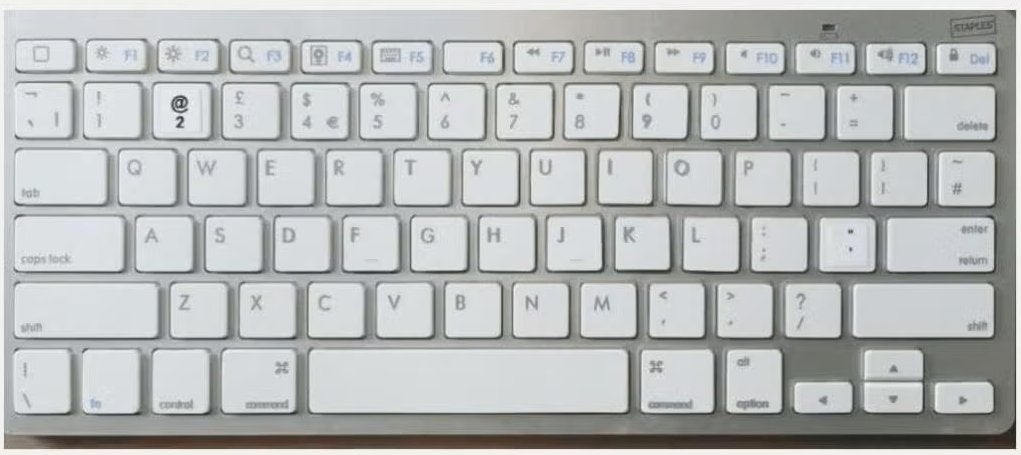 Draadloos toetsenbord met Bluetooth 3.0, Ophalen of Verzenden, Qwerty, Zo goed als nieuw, Draadloos