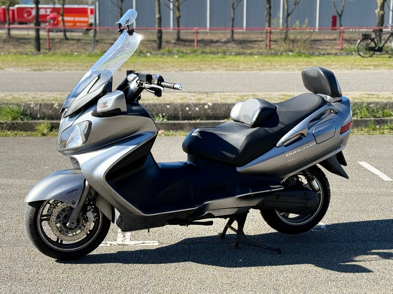 Suzuki Burgman 650 Executive Motorscooter, Maximaal 45 km/u, Ophalen of Verzenden, Zo goed als nieuw, Benzine