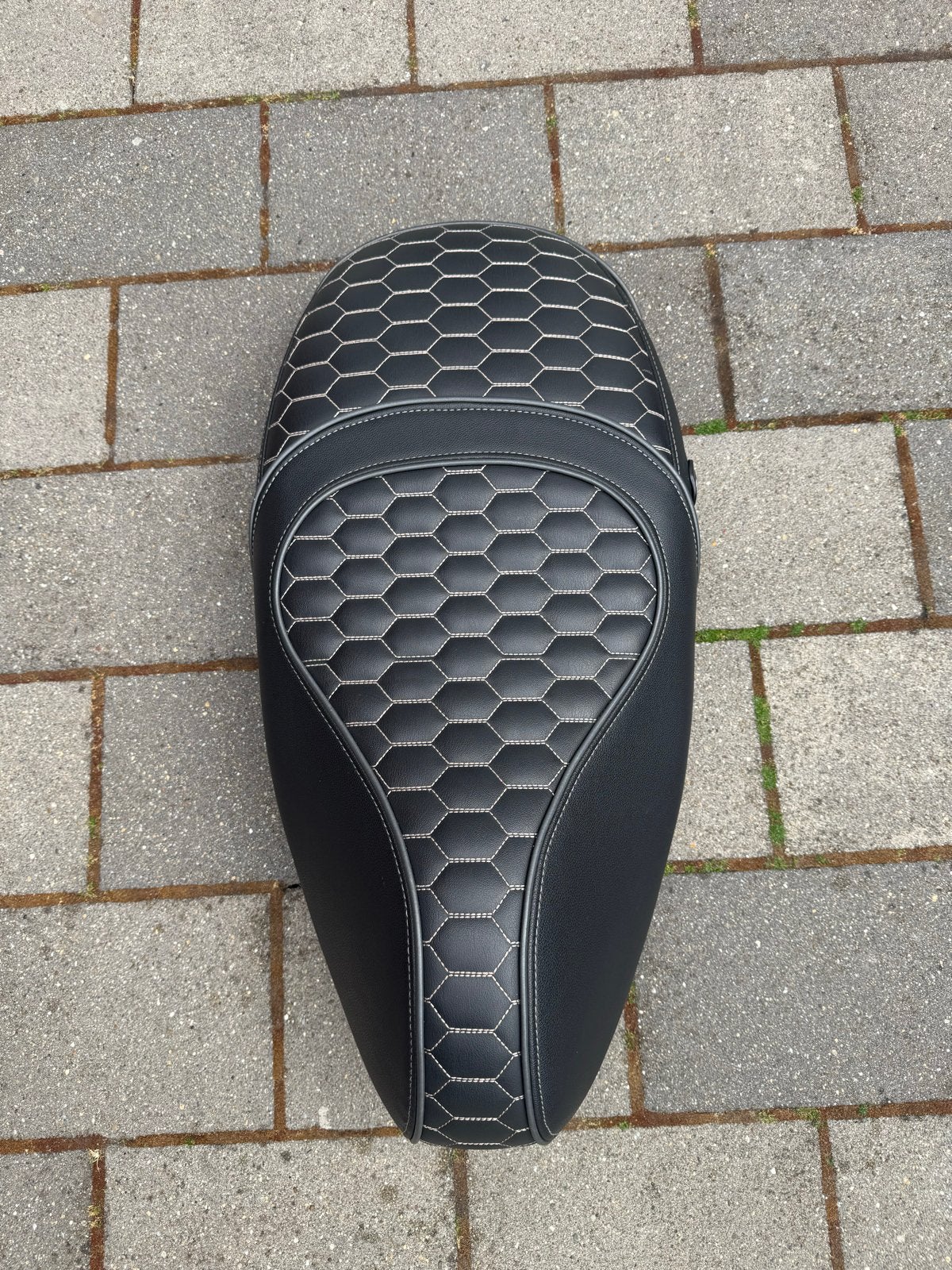 Nieuw origineel custom Vespa zadel, Ophalen, Nieuw, Zadel, Vespa