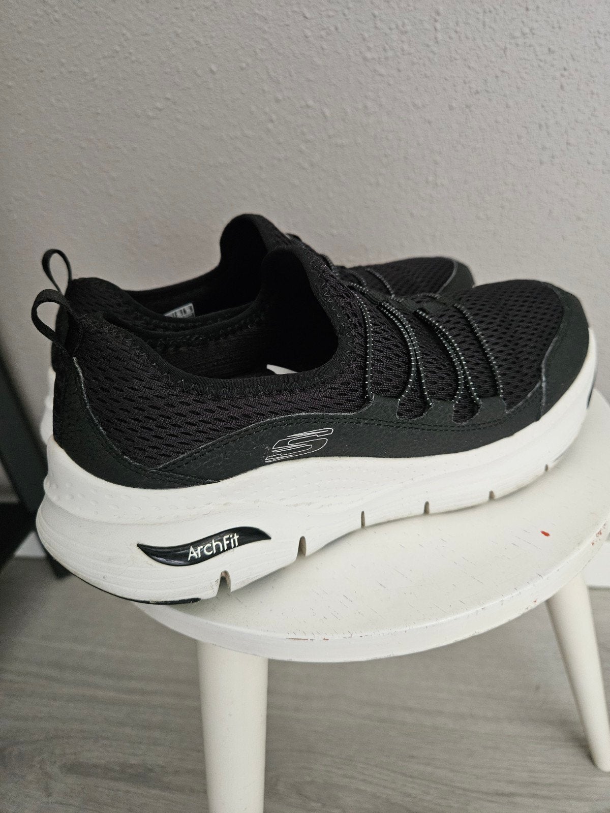 Skechers ArchFit maat 39, Zwart, Ophalen of Verzenden, Sneakers of Gympen, Skechers