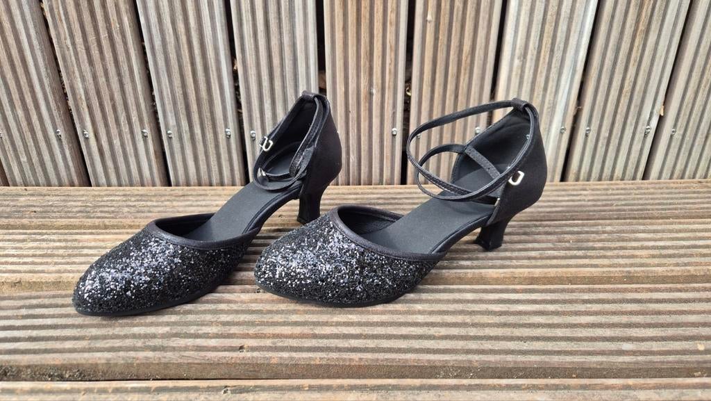 Zwarte glitter dansschoenen met hak - Maat 40, Zwart, Dansschoenen, Ophalen of Verzenden, Onbekend