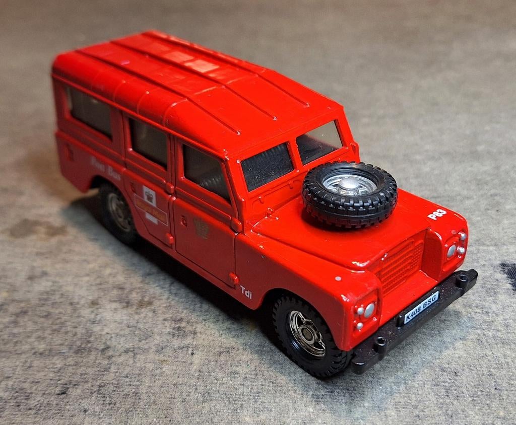 2 Land Rovers Corgi / Welly, Hobby en Vrije tijd, Ophalen of Verzenden, Zo goed als nieuw, Auto, Corgi