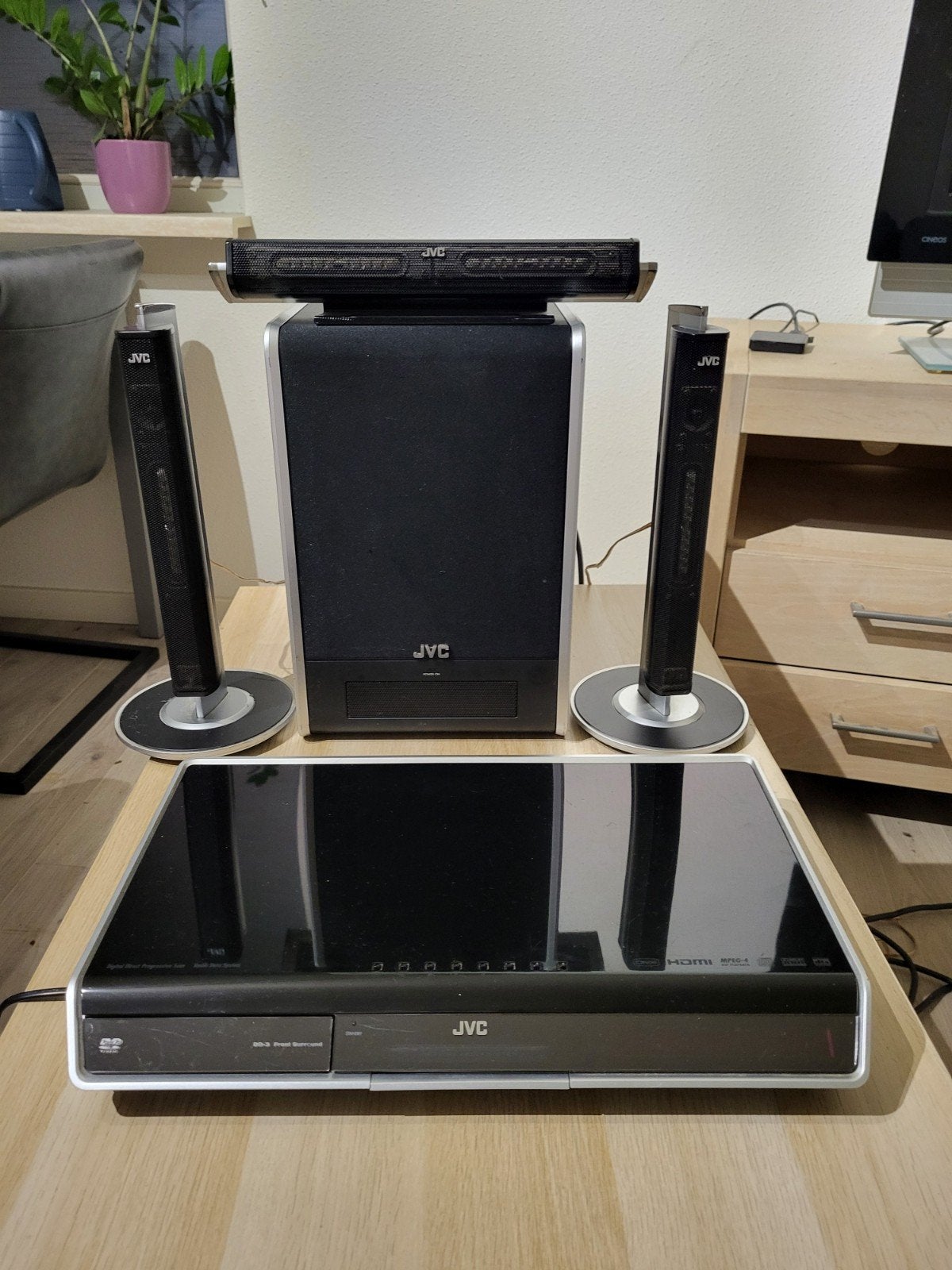 JVC dvd Premium 3.1 Network Media Home Theater System, JVC, Ophalen of Verzenden, Zo goed als nieuw, 3.1-systeem