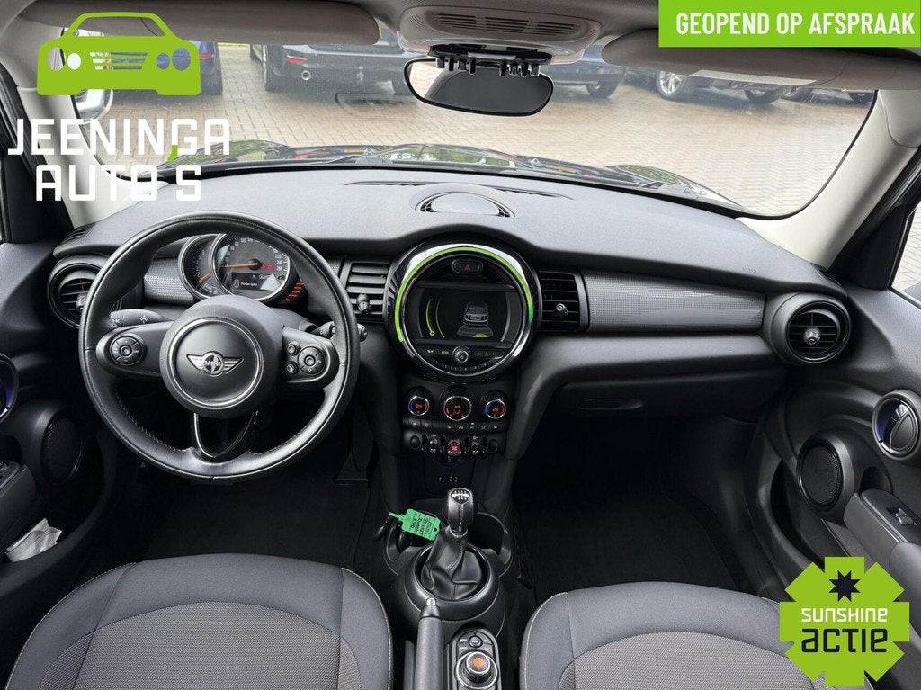 Mini Mini 1.5 Cooper|Navi|Clima|Stoelverwarming, Gebruikt, Bedrijf, Handgeschakeld, 1499 cc
