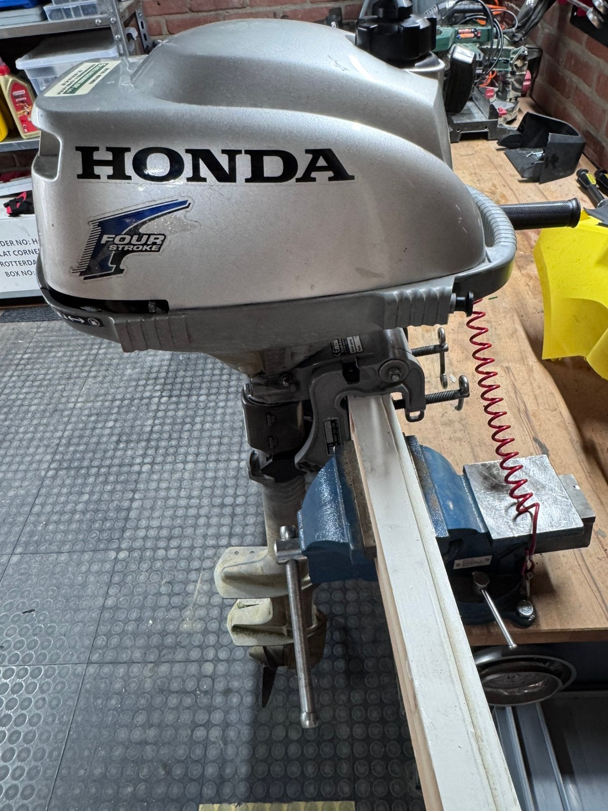 Honda 2.3 pk buitenboordmotor 4 takt., Ophalen, Zo goed als nieuw, Benzine