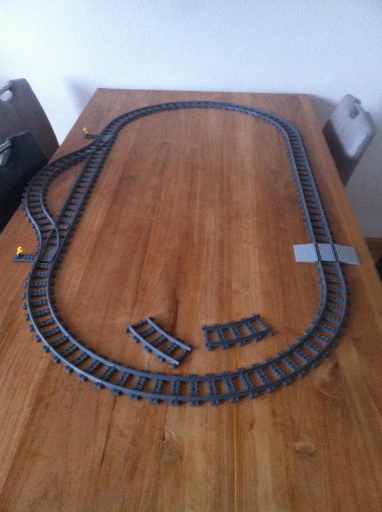 Lego city treinbaan voor RC trein met rails en wissels, Ophalen, Zo goed als nieuw, Duplo