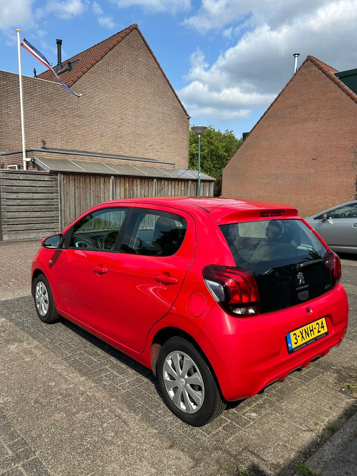 Peugeot 108 1.0 2014 Rood, Auto's, Peugeot, Particulier, Benzine, A, Hatchback, Handgeschakeld, Origineel Nederlands, Rood, Voorwielaandrijving